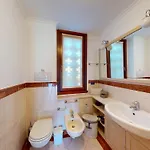 Apartment Relax For Family Pool, Wi-fi, Private Garden Garda Pleasure By Bookinggardalake *