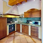 Relax For Family Pool, Wi-fi, Private Garden Garda Pleasure By Bookinggardalake Apartment
