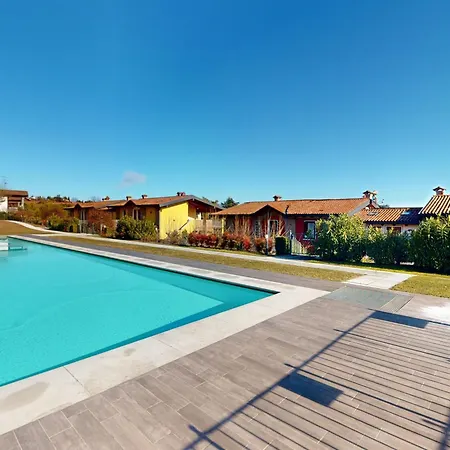 Relax For Family Pool, Wi-fi, Private Garden Garda Pleasure By Bookinggardalake