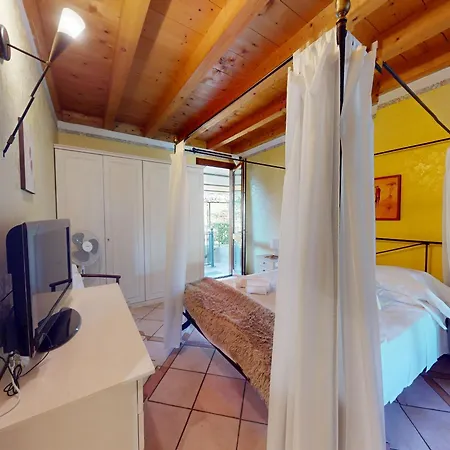 Relax For Family Pool, Wi-fi, Private Garden Garda Pleasure By Bookinggardalake * Padenghe sul Garda